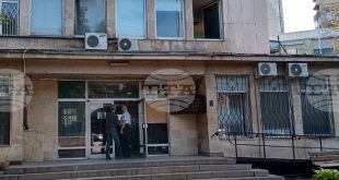 Полицията провери над 160 души при акция около нощни заведения в Плевен, съставени са шест акта на родители