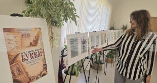 Изложба в Плевен проследява 200 години история на българските буквари