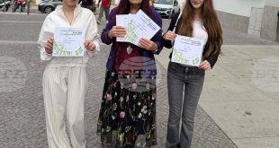 Две млади художнички от плевенската артшкола „Колорит“ спечелиха награди на международен форум в Португалия