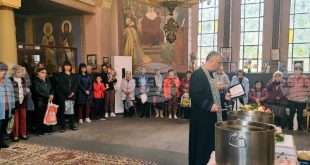 Храмовият празник на „Свети Димитър“ в Долна Митрополия събра вярващи на литургия и рибен курбан